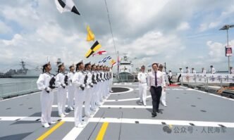 A Singaporean official boards a Chinese People