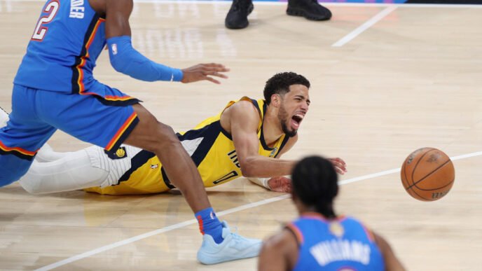 Pacers star Tyrese Haliburton leaves Game 7 of the NBA Finals with injury