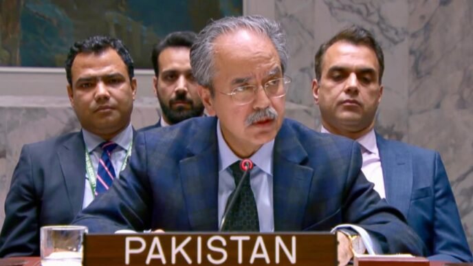 Pakistan backs Iran’s right to retaliate under UN charter