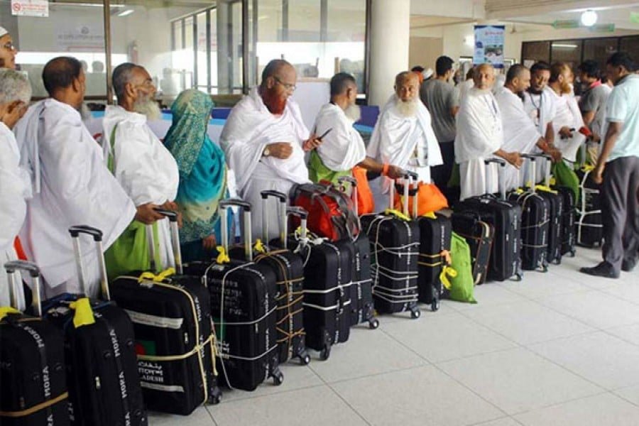 Pakistan commences operation to bring back Hajj pilgrims