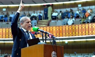 Pakistani Prime Minister Shehbaz Sharif says while addressing the National Assembly on May 7, 2025 that his country is fully capable of defending its geographical boundaries as well as responding to any kind of Indian aggression. Photo: VCG