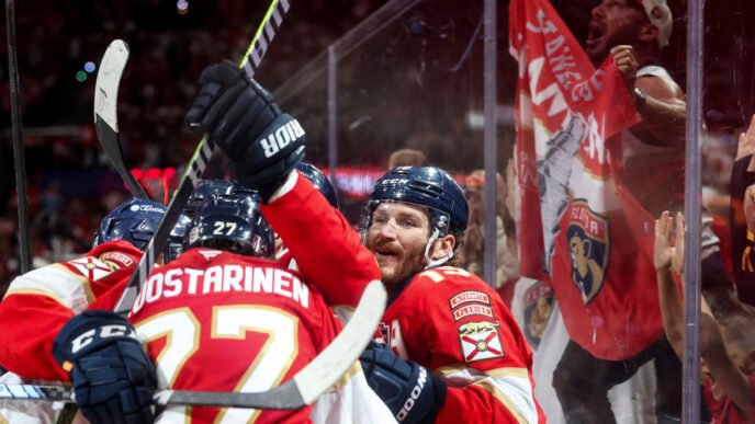 Panthers rout Oilers 6-1 to take a 2-1 lead in the Stanley Cup Final