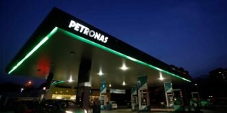 Petronas' 10% layoffs reflect energy shift, domestic frictions
