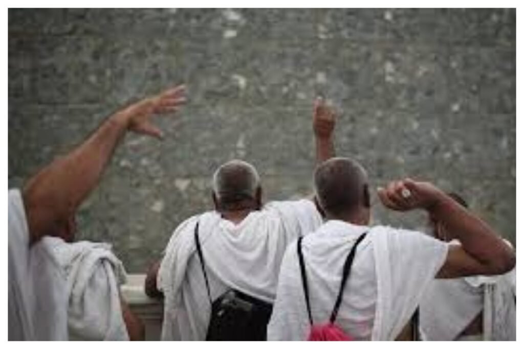 Pilgrims stone "Greater Satan" as Hajj Rituals continue