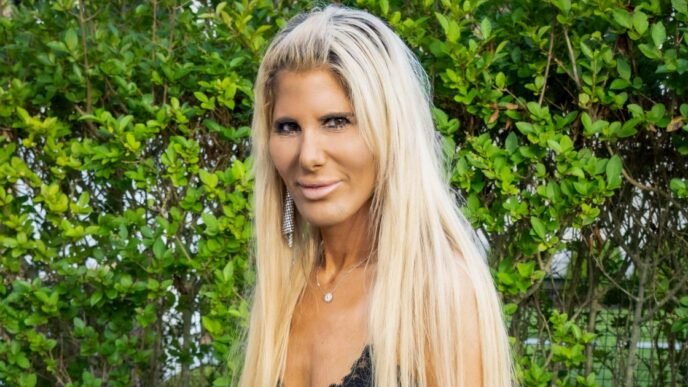 Sara Burack, star of Netflix's 'Million Dollar Beach House,' killed in apparent Hamptons hit-and-run