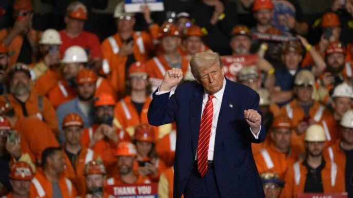 Steelers respond to fans angered by Mason Rudolph's presence at Donald Trump rally