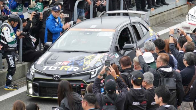 Toyota's liquid hydrogen powered car completes first endurance race
