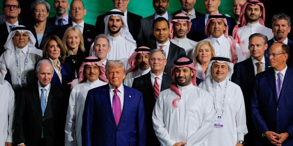 Trump envisions China trip with dozens of CEOs