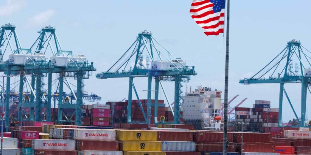US trade with Asia slumps in April amid Trump tariffs