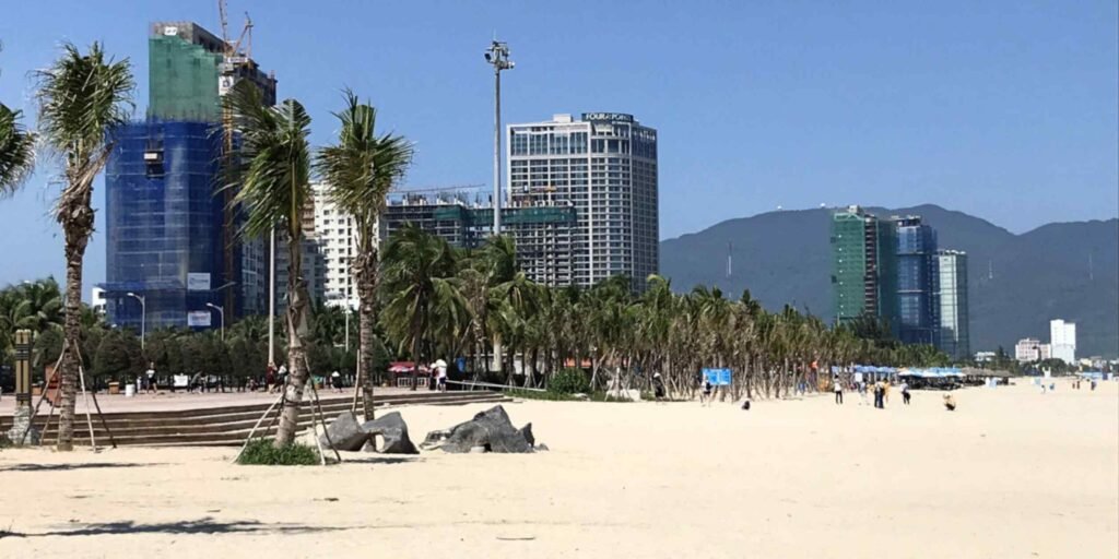 Vietnam approves country's first free trade zone in Danang