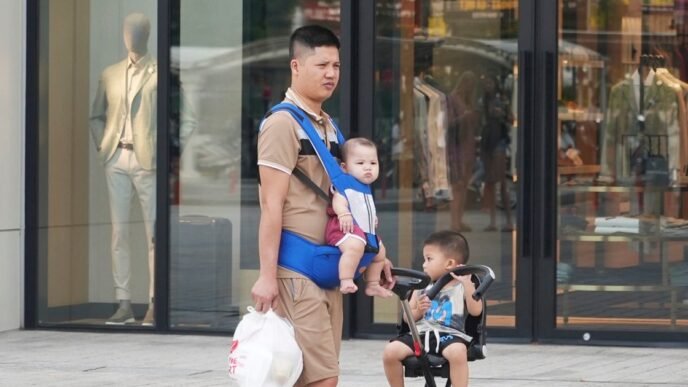 Vietnam scraps two-child policy as aging threatens economic growth