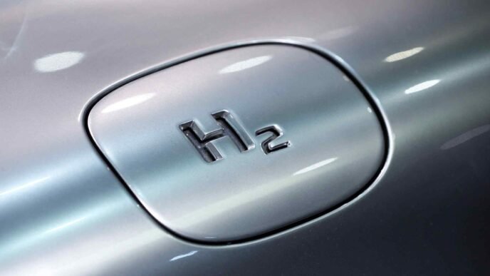 Mitsubishi Gas Chemical to buy into Aussie hydrogen miner